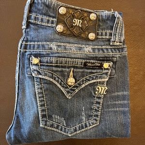 Woman's Miss Me Skinny Jeans                                (Style: JS400GS15)